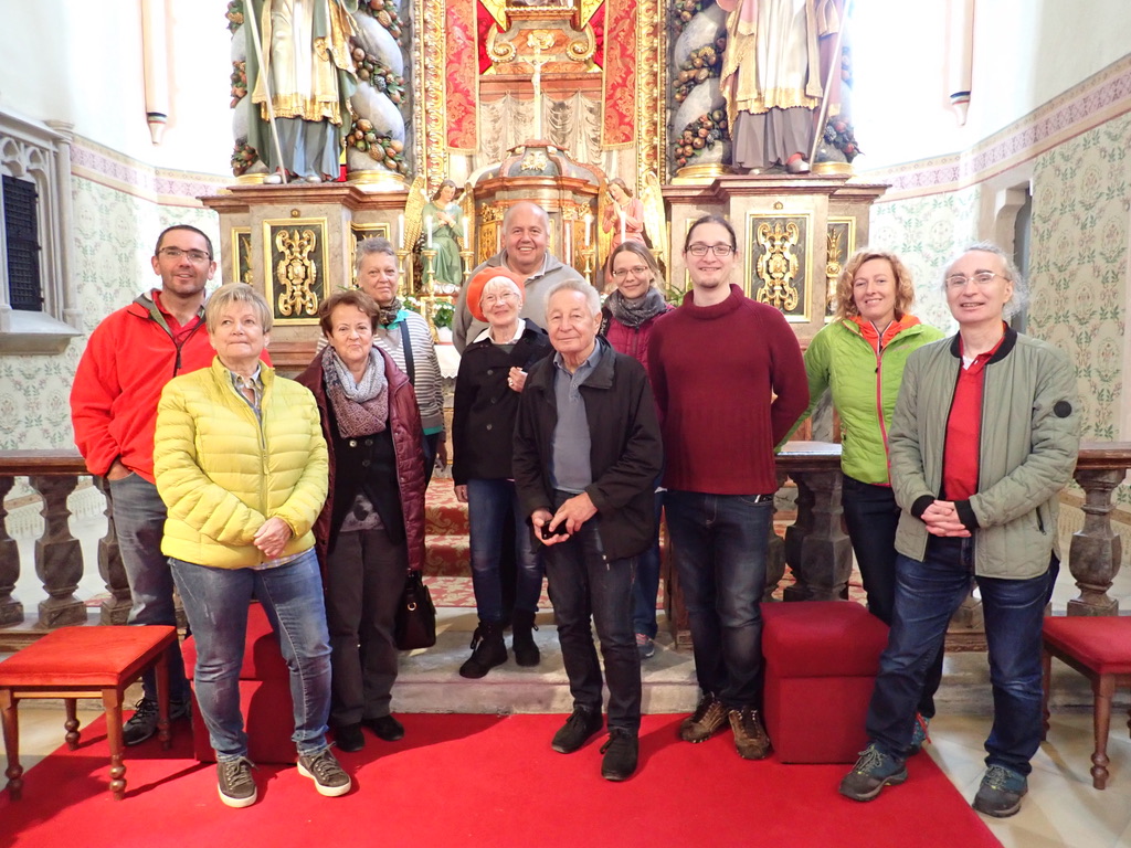 Herta inmitten ihrer Verwandten und Freunde auf Burg Plankenstein (2019)